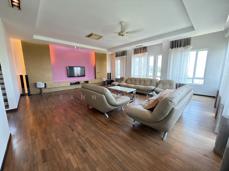 For Sale - Hilltop Villa Residence Batu Feringgi 4 storey Bangalow house