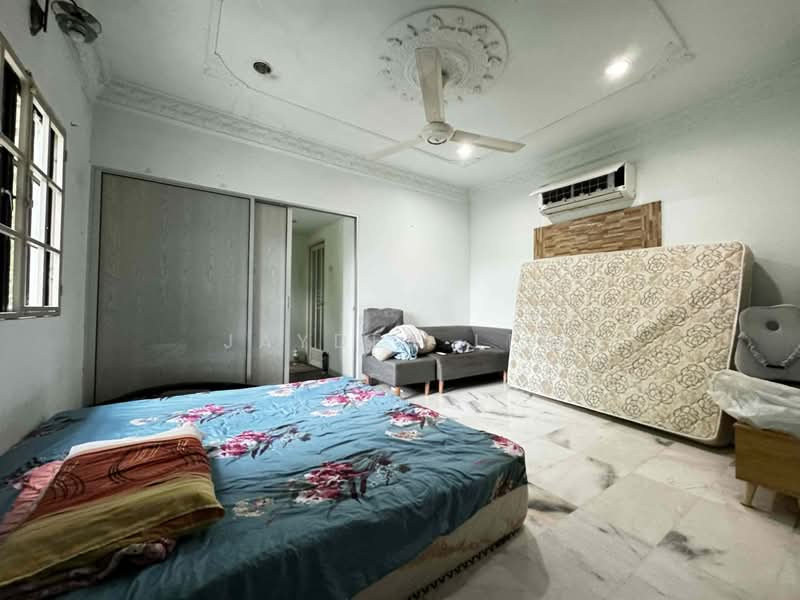 Rumah Teres 2 Tingkat untuk Dijual di Puchong (Selangor) - Jayden Lee - Bedroom - PropertyGuru.com.my