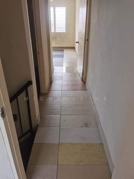 2-storey Terraced House for Sale in Taman Nora (Ulu Tiram) - Michelle He - Corridor - PropertyGuru.com.my