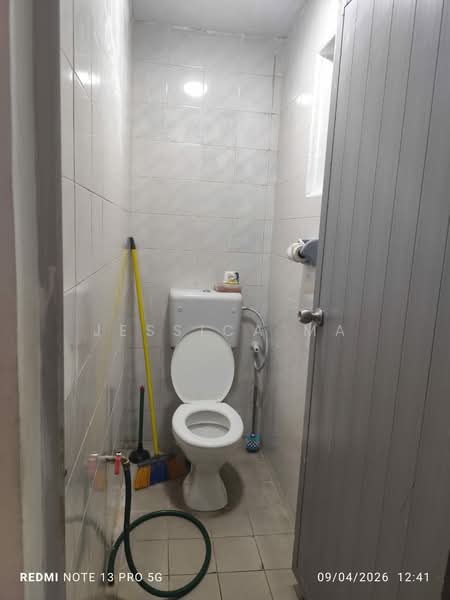 Rumah Teres 1 Tingkat untuk Disewa di Taman Century (Johor Bahru) - Jessica Ma - Bathroom - PropertyGuru.com.my