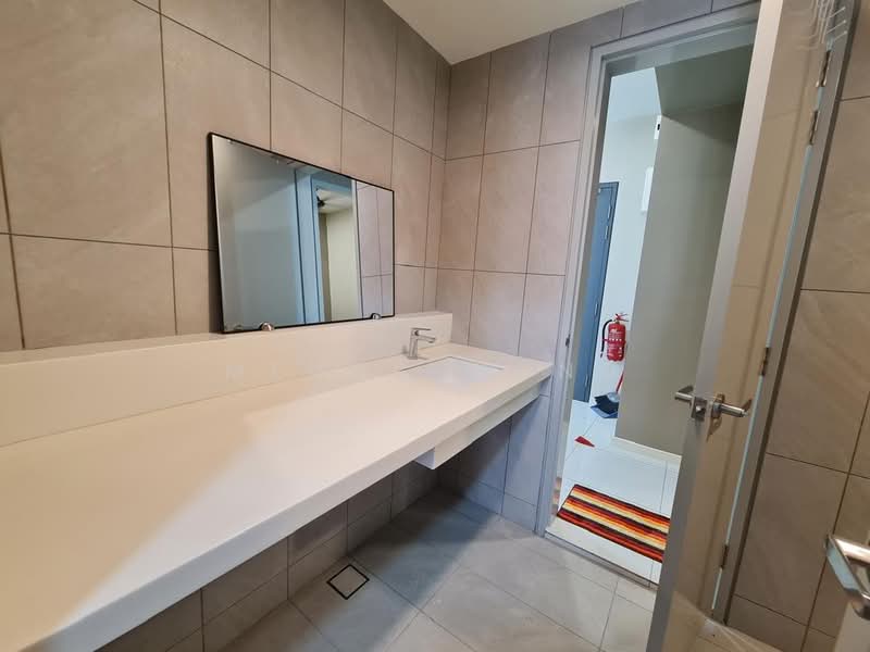 Servis Apartment untuk Disewa di Emerald 9 - Menos Wong - Bathroom - PropertyGuru.com.my