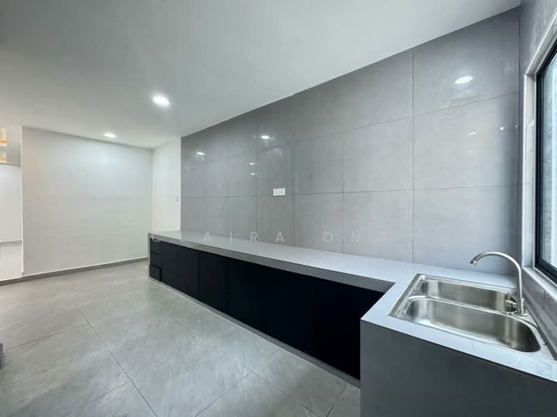 Rumah Teres 2 Tingkat untuk Dijual di Permas Jaya (Johor) - Claira Ong - Kitchen - PropertyGuru.com.my