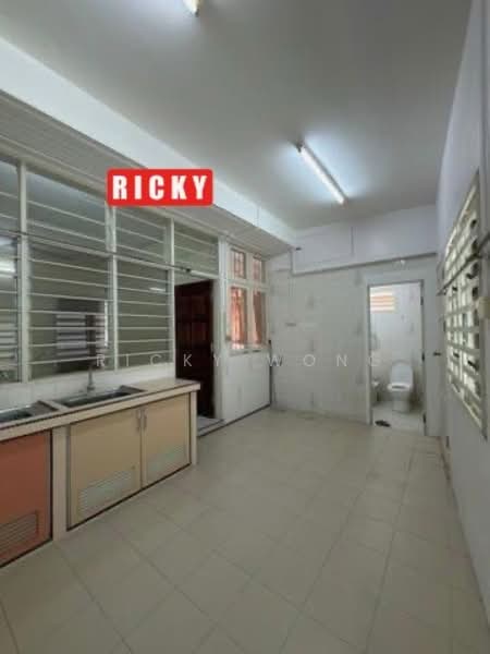 Shop for Sale in Pulau Tikus (Penang) - Ricky Wong - Kitchen - PropertyGuru.com.my