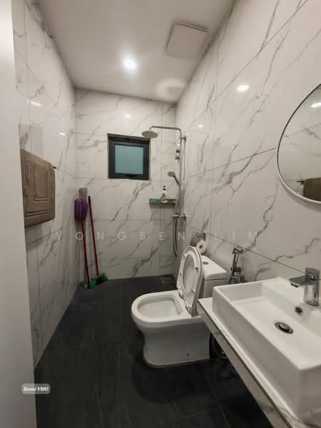 Semi-Detached House for Sale in Aman Perdana (Kapar) - Yongsen Lim - Bathroom - PropertyGuru.com.my