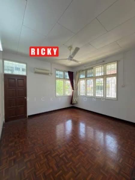 Kedai untuk Disewa di Pulau Tikus (Penang) - Ricky Wong - Living Room - PropertyGuru.com.my