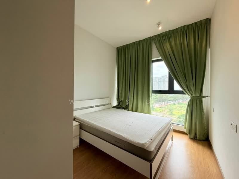 Kondominium untuk Disewa di Bay Point @ Country Garden Danga Bay - Wennes Go - Bedroom - PropertyGuru.com.my