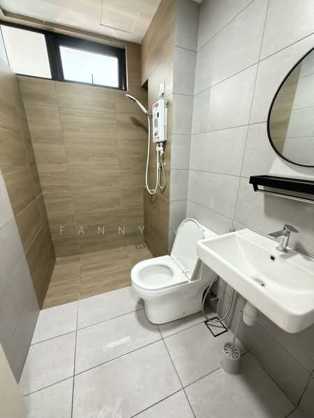 Pangsapuri untuk Disewa di Vivo Executive Apartment - Fanny Wong - Bathroom - PropertyGuru.com.my