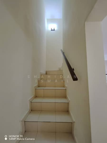 2-storey Terraced House for Sale in Taman Salak Baiduri (Sepang) - Shahidan Ismail - Interior - PropertyGuru.com.my