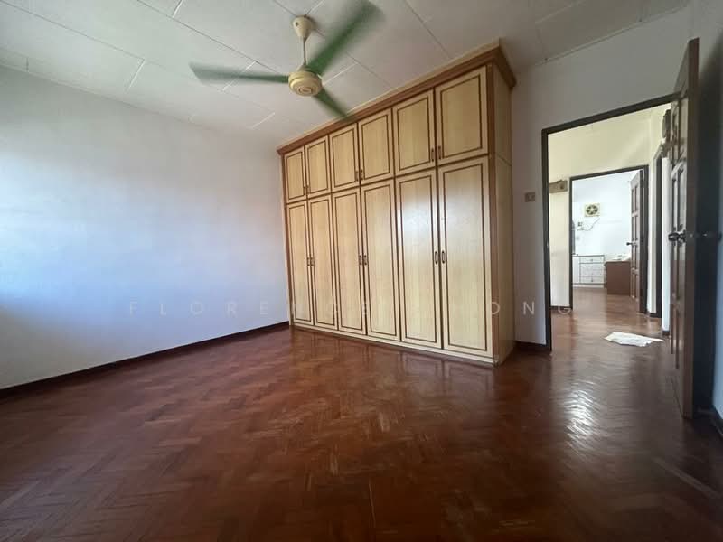 2-storey Terraced House for Sale in Taman Pelangi (Johor Bahru) - Florence Thong - Bedroom - PropertyGuru.com.my