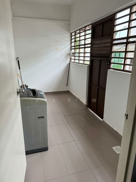 Rumah Teres 2 Tingkat untuk Disewa di Bandar Penawar (Kota Tinggi) - Eva Siow - Balcony - PropertyGuru.com.my