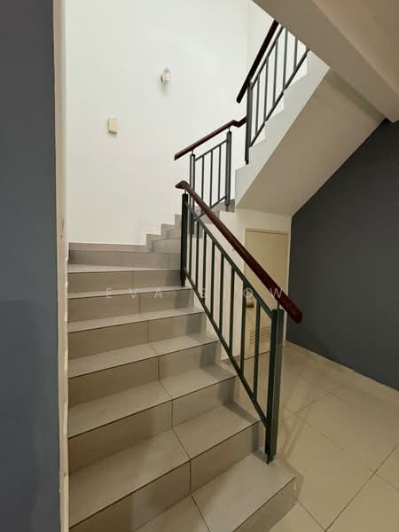 Rumah Teres 2 Tingkat untuk Disewa di Bandar Penawar (Kota Tinggi) - Eva Siow - Corridor - PropertyGuru.com.my