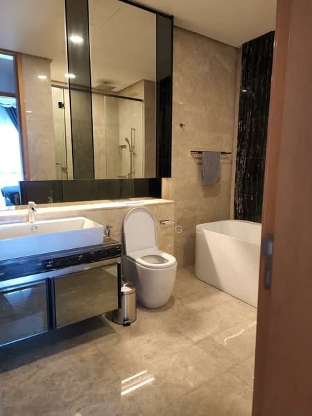Servis Apartment untuk Disewa di Damansara City Residency (DC Residensi) - Devin Goik - Bathroom - PropertyGuru.com.my