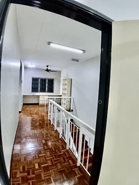 Rumah Teres 2 Tingkat untuk Disewa di Setia Impian (Setia Alam) - Hailey Ho - Corridor - PropertyGuru.com.my