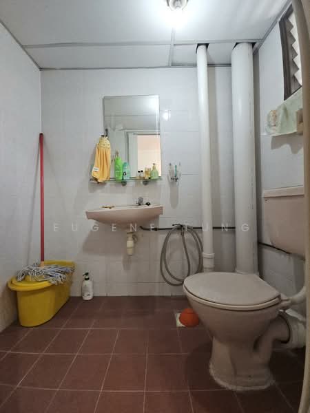 Kondominium untuk Dijual di Taman Desa Relau 2 - Eugene Tung - Bathroom - PropertyGuru.com.my