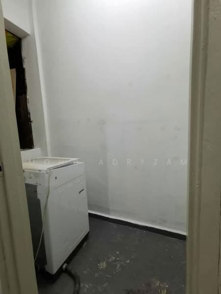 Apartment for Rent at Dahlia Apartment - Mohd Adryzam - Interior - PropertyGuru.com.my