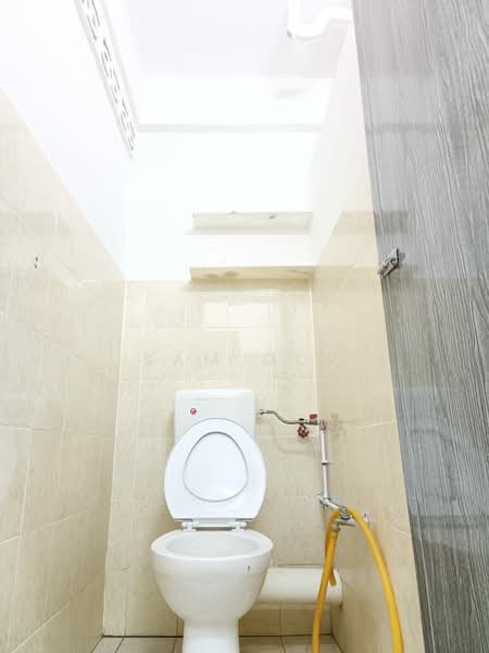 Pangsapuri untuk Disewa di Sri Wangsa 2 - Sam Ooi - Bathroom - PropertyGuru.com.my