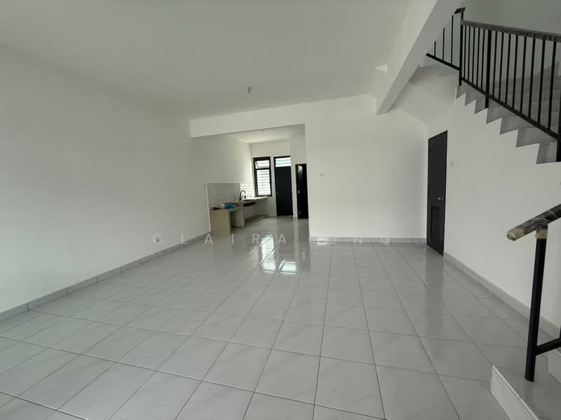 2-storey Terraced House for Sale in Johor Bahru (Johor) - Claira Ong - Living Room - PropertyGuru.com.my