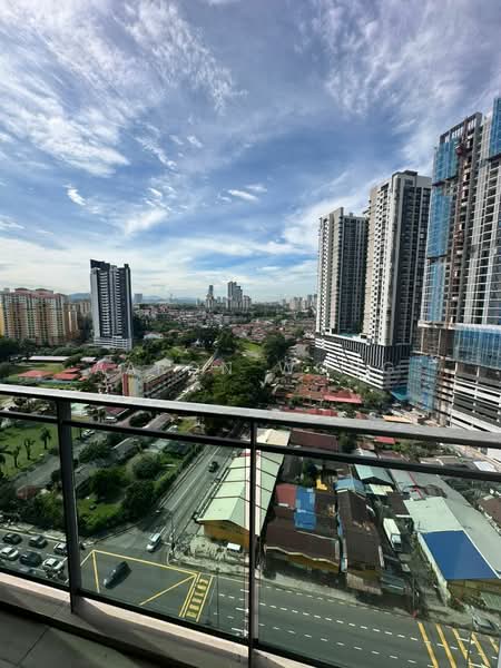 Service Residence for Rent at Bloomsvale Menara Vista Petaling - Aaron Wong - Exterior - PropertyGuru.com.my