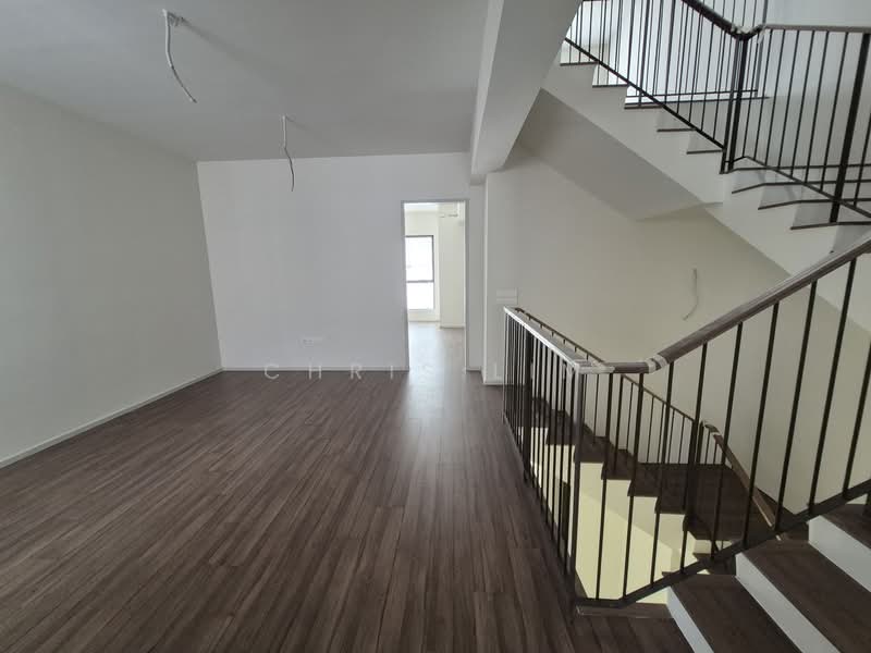 3-storey Terraced House for Sale in Taman Bukit Serdang (Seri Kembangan) - Chris Lim - Interior - PropertyGuru.com.my