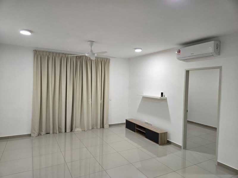 Servis Apartment untuk Disewa di Duduk Se.Ruang @ Eco Sanctuary - SY Lee - Living Room - PropertyGuru.com.my
