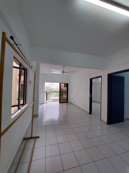 Rumah Flat untuk Disewa di Ixora - JK Leong - Living Room - PropertyGuru.com.my