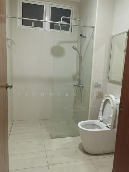 Service Residence for Rent at Grandview 360 - Nicholas Low - Bathroom - PropertyGuru.com.my