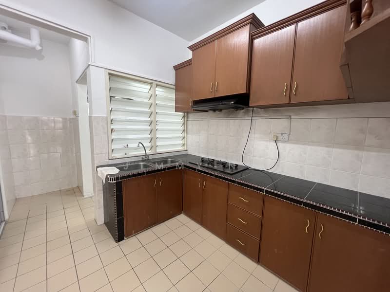 2-storey Terraced House for Sale in Bandar Mahkota Cheras (Cheras) - Jimmy Ng - Kitchen - PropertyGuru.com.my