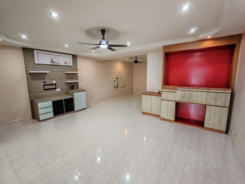 2-storey Terraced House for Rent in Bandar Bukit Tinggi 2 (Klang) - SY Lee - Living Room - PropertyGuru.com.my