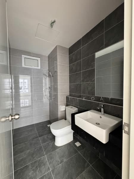 Condominium for Sale at Lucerne Residences - Vincent Koay - Bathroom - PropertyGuru.com.my