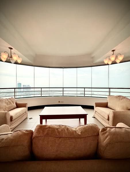 Kondominium untuk Dijual di Silverton Condominium - Jeanette Hee - Living Room - PropertyGuru.com.my