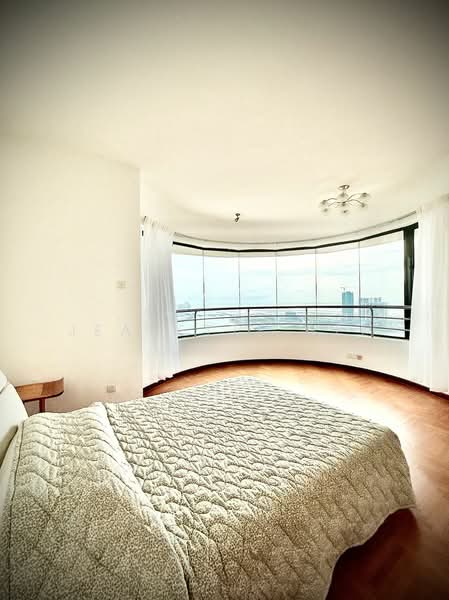 Kondominium untuk Dijual di Silverton Condominium - Jeanette Hee - Bedroom - PropertyGuru.com.my