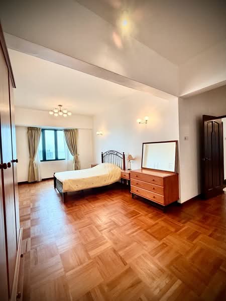 Kondominium untuk Dijual di Silverton Condominium - Jeanette Hee - Bedroom - PropertyGuru.com.my