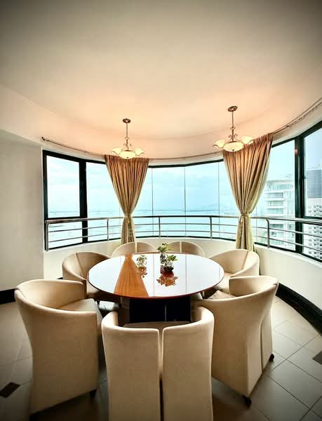 Kondominium untuk Dijual di Silverton Condominium - Jeanette Hee - Dining Room - PropertyGuru.com.my