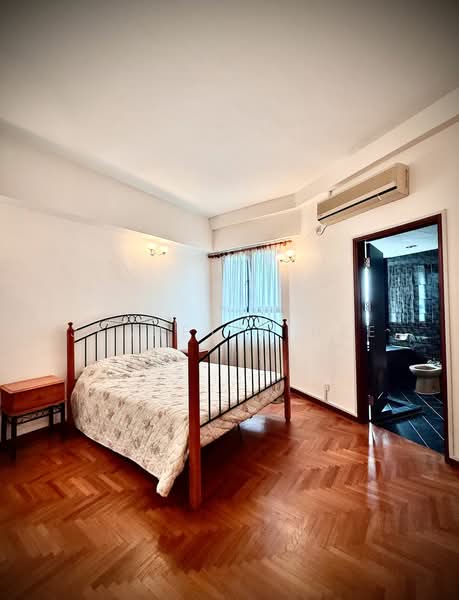 Kondominium untuk Dijual di Silverton Condominium - Jeanette Hee - Bedroom - PropertyGuru.com.my