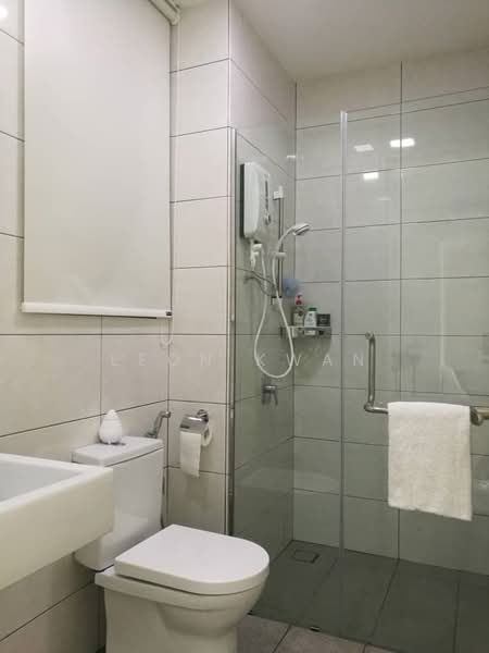 Servis Apartment untuk Disewa di Conezion Residences - Leon Kwan - Bathroom - PropertyGuru.com.my