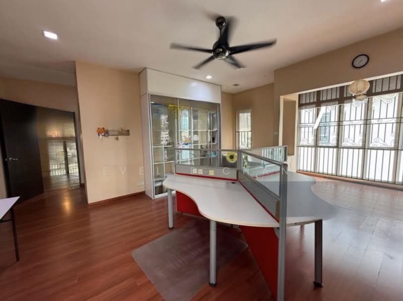 Bungalow for Sale in Taman Yarl (Jalan Klang Lama (Old Klang Road)) - Evelle Chan - Interior - PropertyGuru.com.my