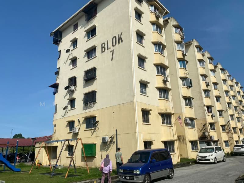 Pangsapuri untuk Dijual di Pangsapuri Subang Suria - Muhammad Ezwan - Exterior - PropertyGuru.com.my