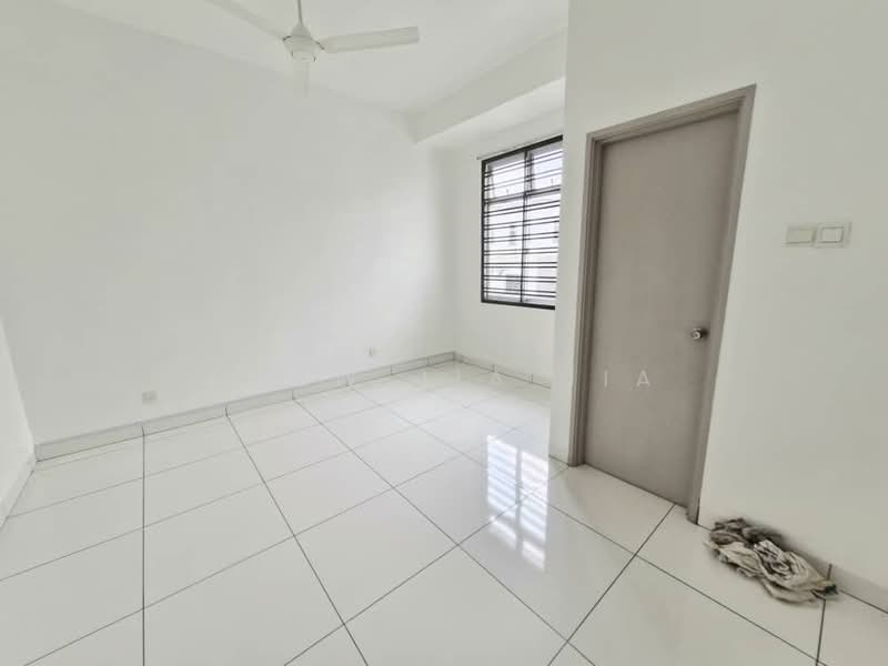 2-storey Terraced House for Sale in Taman Pelangi Indah (Ulu Tiram) - Chew Jia Jia - Interior - PropertyGuru.com.my