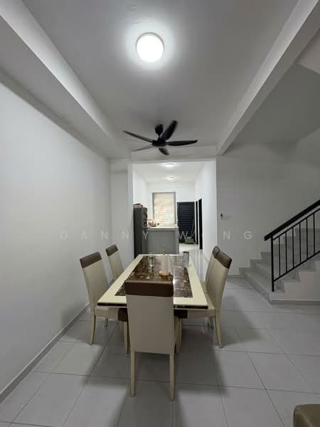 Rumah Teres 2 Tingkat untuk Dijual di Taman Scientex Rawang (Rawang) - Danny Wong - Dining Room - PropertyGuru.com.my