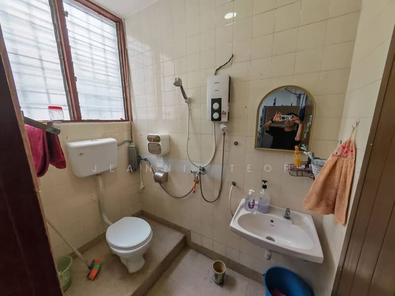 2-storey Terraced House for Sale in Taman Selayang Jaya (Selayang) - Jeannie Teoh - Bathroom - PropertyGuru.com.my