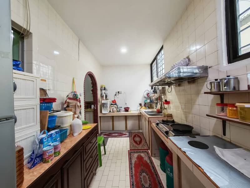 2-storey Terraced House for Sale in Taman Selayang Jaya (Selayang) - Jeannie Teoh - Kitchen - PropertyGuru.com.my