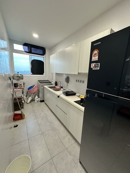 Service Residence for Sale at Paragon Suites @ CIQ - Darren Chai - Kitchen - PropertyGuru.com.my