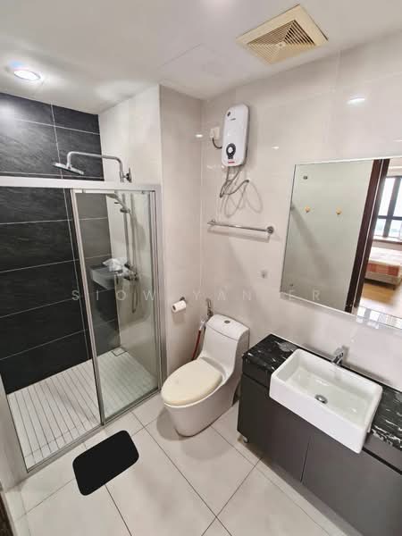 Kondominium untuk Disewa di Royal Strand @ Country Garden Danga Bay - Siow Yan Er - Bathroom - PropertyGuru.com.my