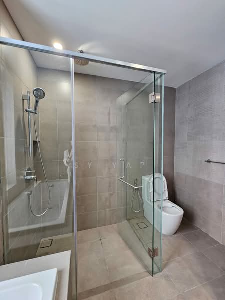 Kondominium untuk Disewa di Park Place - SY YAP - Bathroom - PropertyGuru.com.my