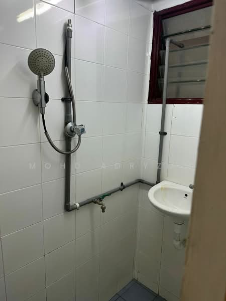 Rumah Flat untuk Disewa di Teratai - Mohd Adryzam - Bathroom - PropertyGuru.com.my