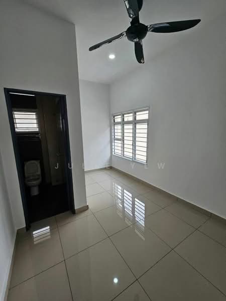 Cluster House for Sale in Taman Nusantara Prima (Gelang Patah) - Julie Yew - Interior - PropertyGuru.com.my