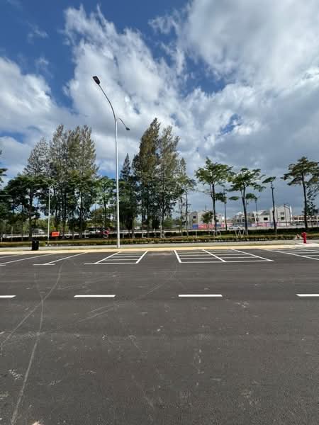Shop for Rent in Horizon Hills (Iskandar Puteri (Nusajaya)) - Jesper Low - Car Park - PropertyGuru.com.my