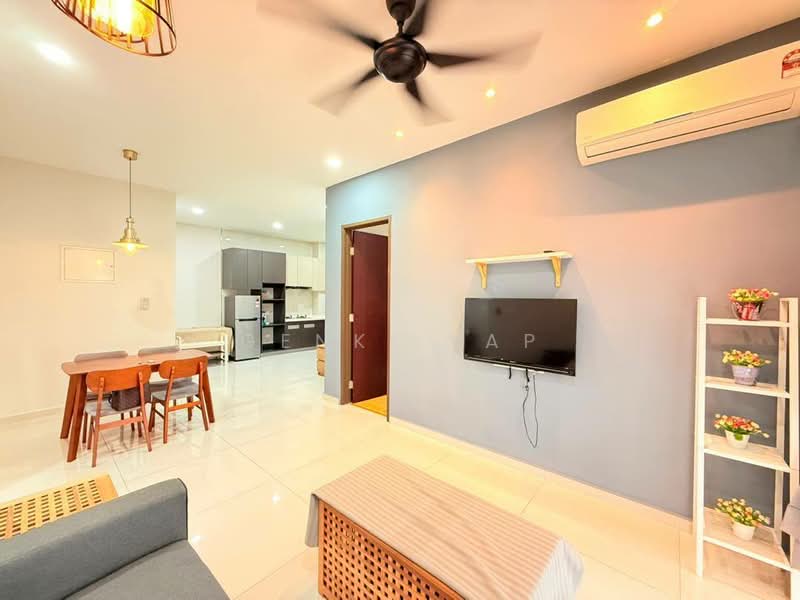 Condominium for Rent at Amberside @ Country Garden Danga Bay - Genki Yap - Living Room - PropertyGuru.com.my
