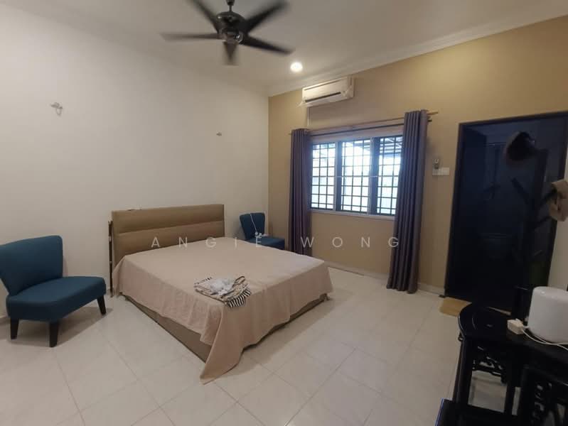Rumah Berkembar untuk Dijual di Taman Canning (Ipoh) - Angie Wong - Bedroom - PropertyGuru.com.my