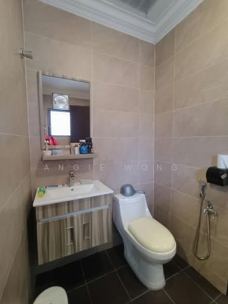 Rumah Berkembar untuk Dijual di Taman Canning (Ipoh) - Angie Wong - Bathroom - PropertyGuru.com.my